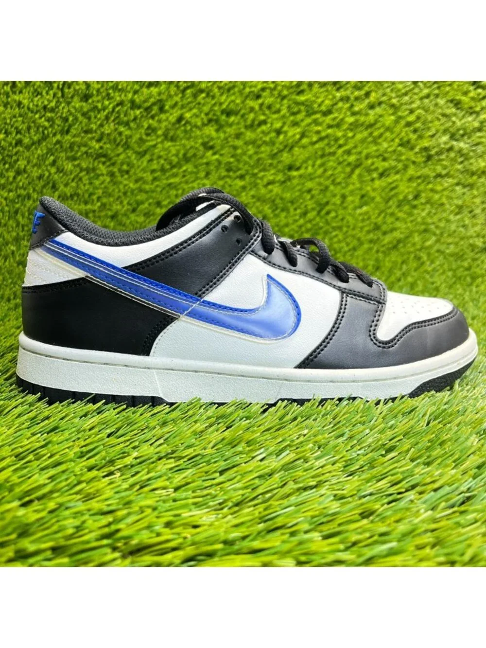 Nike Dunk Low Next Nature Boys Size 6Y White‎ Black Blue Athletic Shoes Sneakers
